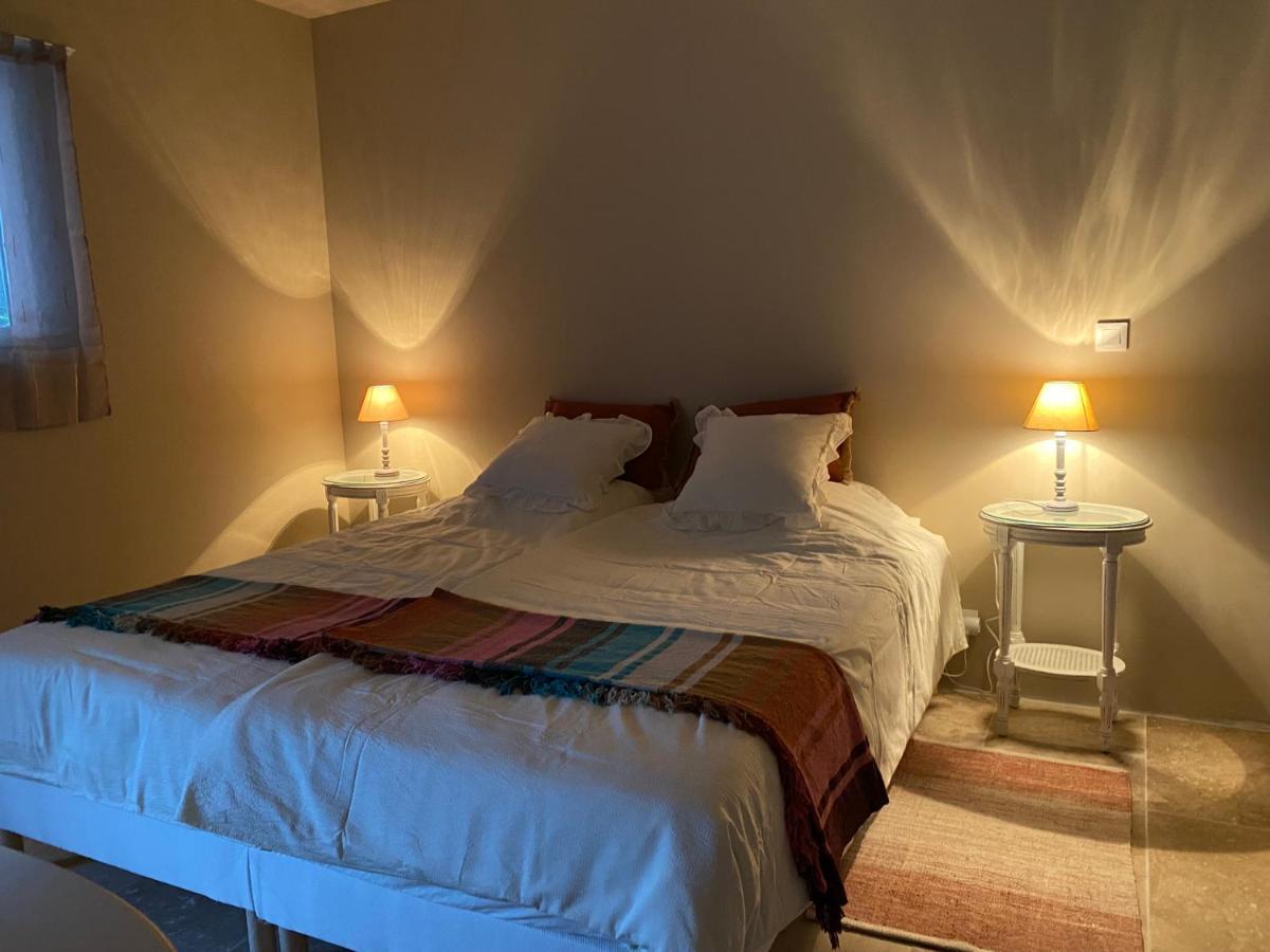 L'Eveil En Provence Bed and Breakfast Entrecasteaux Eksteriør billede