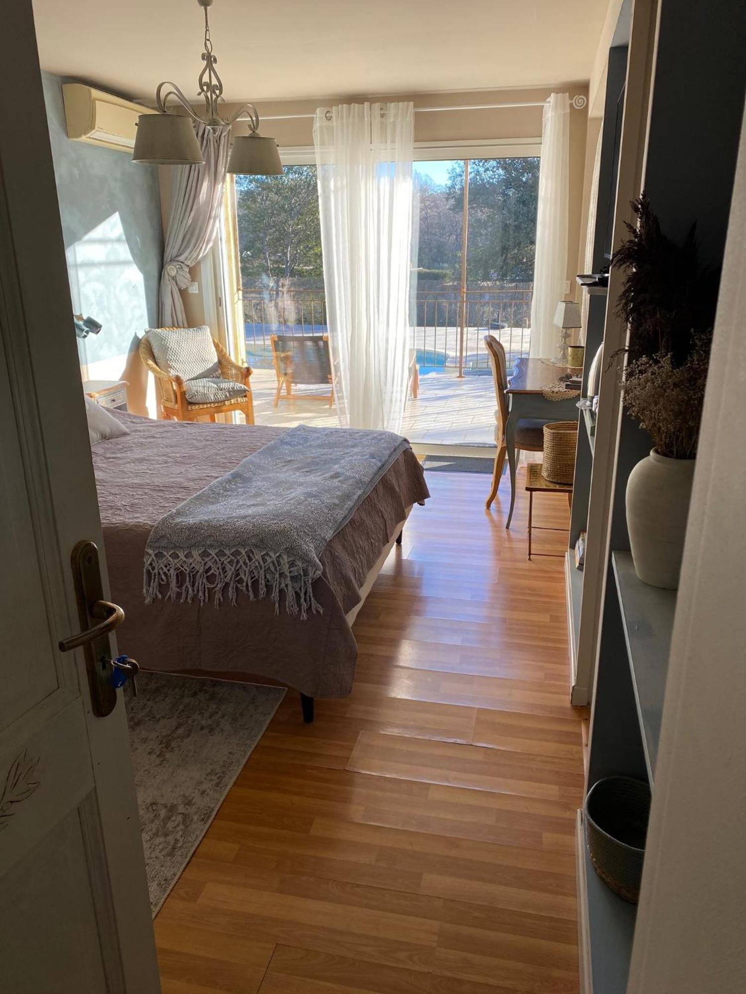 L'Eveil En Provence Bed and Breakfast Entrecasteaux Eksteriør billede