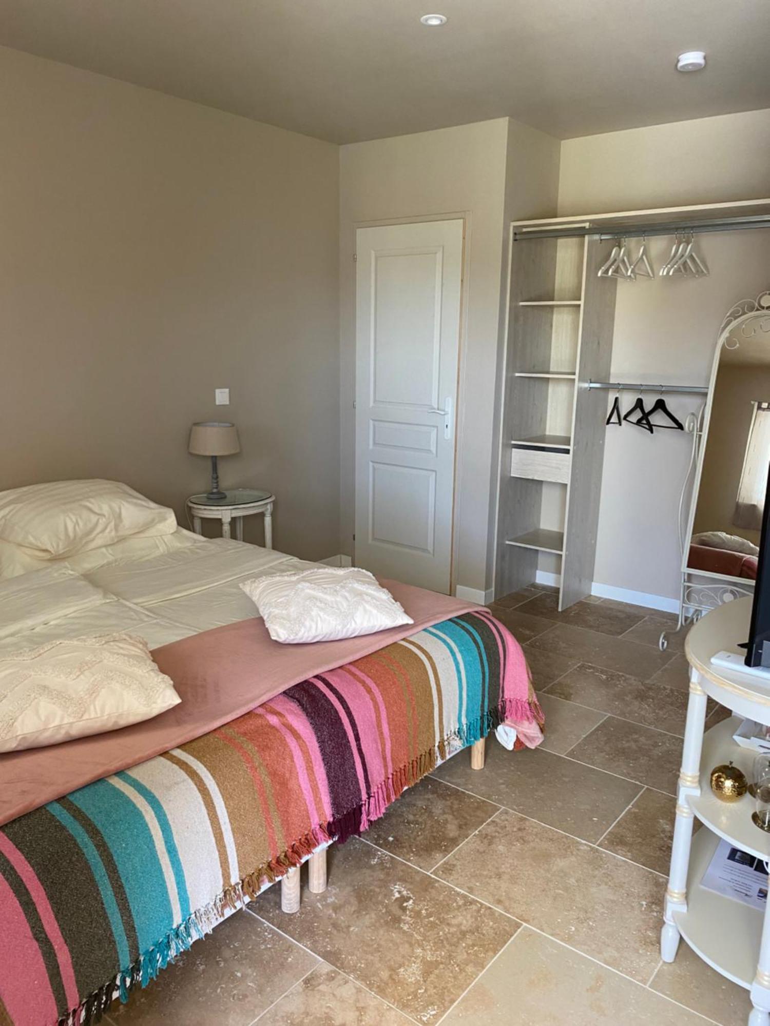 L'Eveil En Provence Bed and Breakfast Entrecasteaux Eksteriør billede